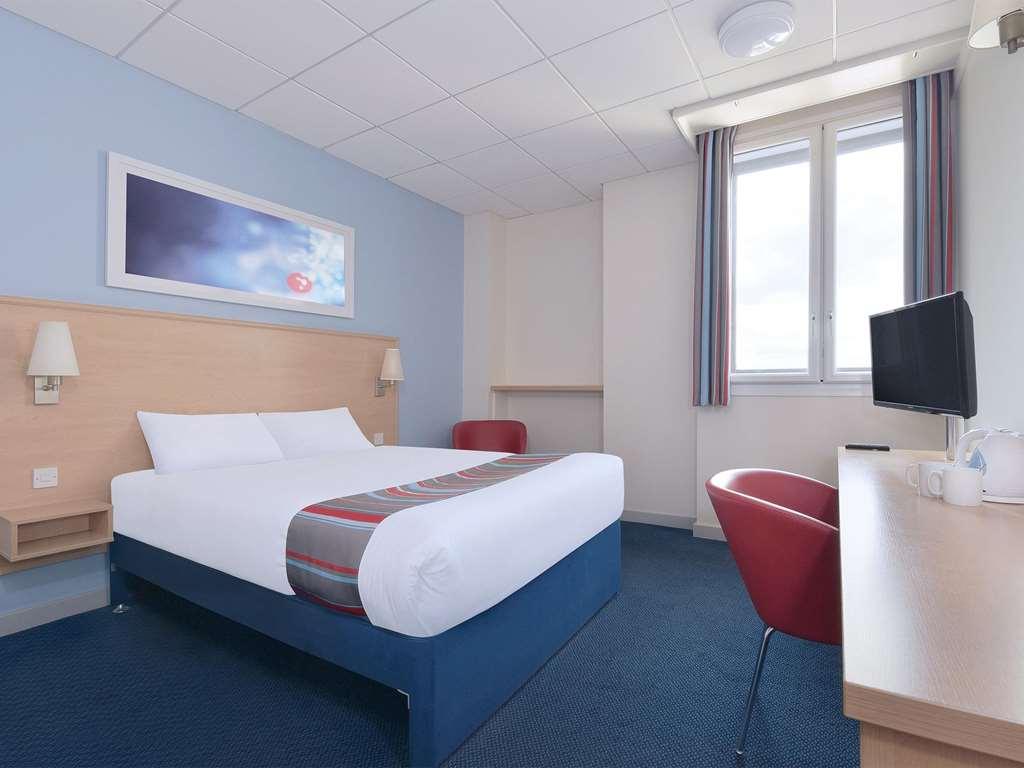 Travelodge Basingstoke Room photo