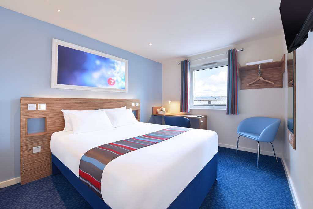 Travelodge Basingstoke Room photo